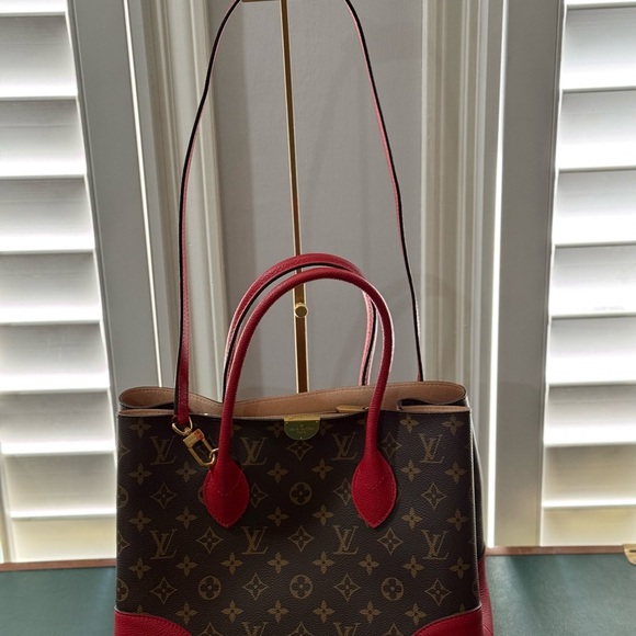 Louis Vuitton Flandrin Handbag - Picture 3 of 9